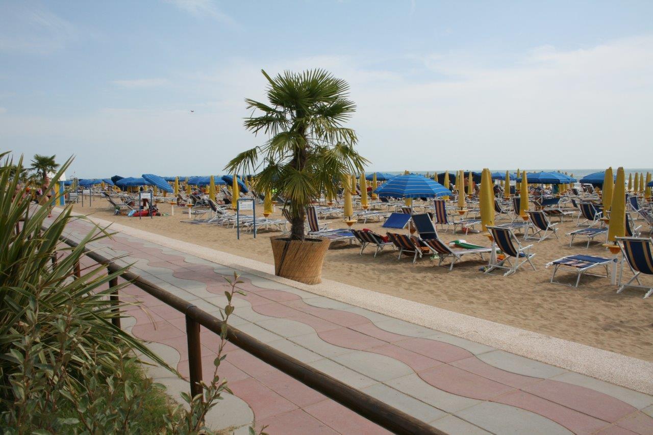 Residence El Palmar Da Colla Lido di Jesolo Exterior foto
